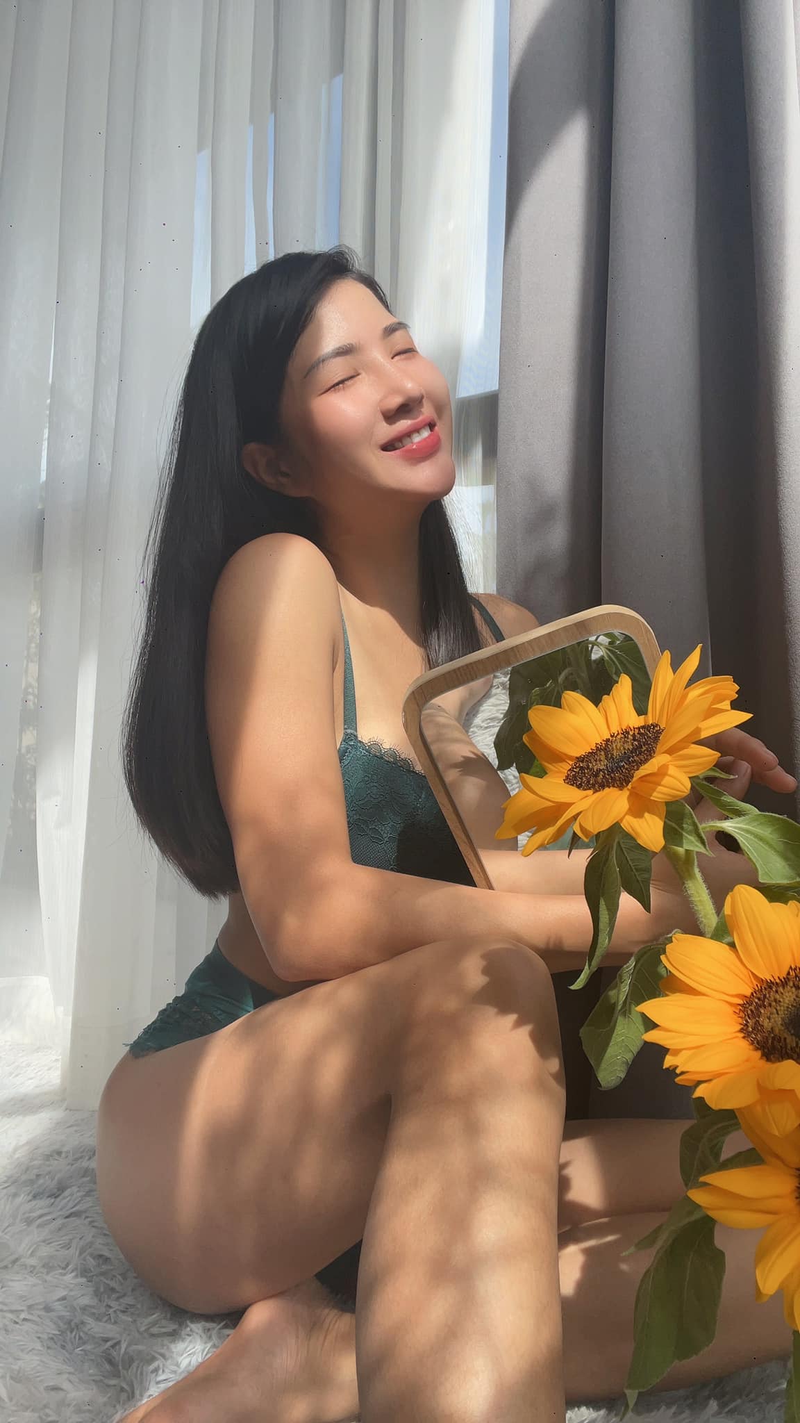 รูปสาวVu Thi Hong Ha เน็ตไอดอลสาวสวยสุดเซ็กซี่ ชาวเวียดนาม ที่เป็นนางฟ้านักปั่น ขวัญใจนักวิ่ง